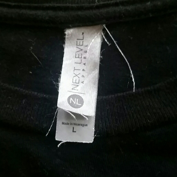 TUPAC ALIZÉ Merchandise Tee - Picture 4 of 4